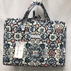 Vera Bradley Organizer